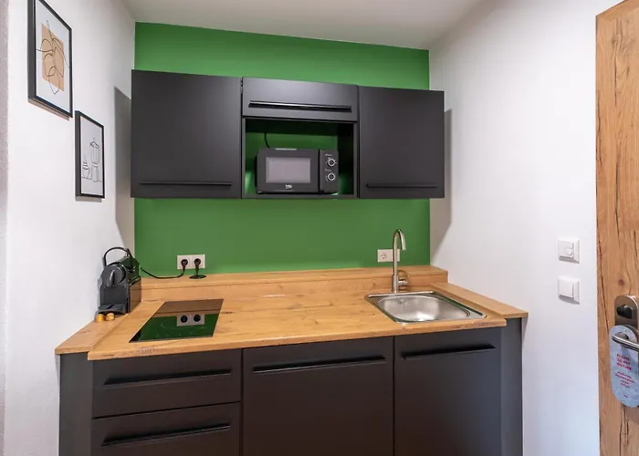 8rooms - Altstadthotel تيرشنرويت