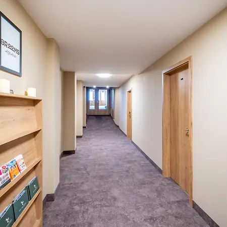 게스트하우스 8rooms - Altstadthotel 티르셴로이트