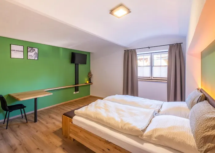 Guest house 8rooms - Altstadthotel 3*